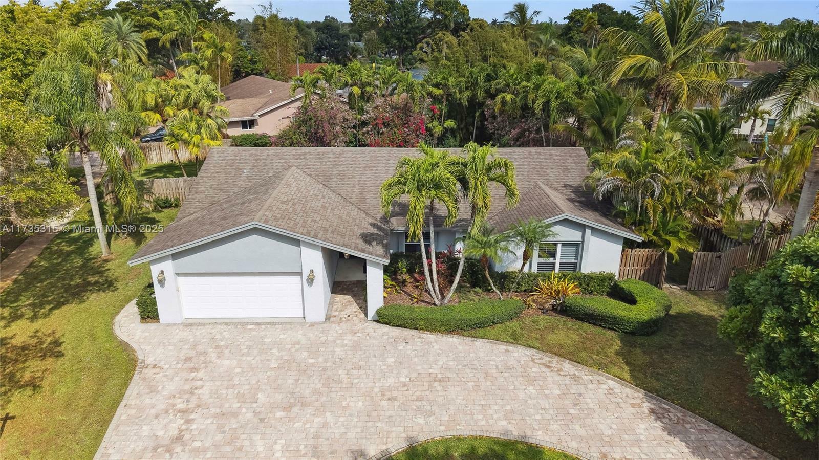 Property Photo:  11601 Island Rd  FL 33026 