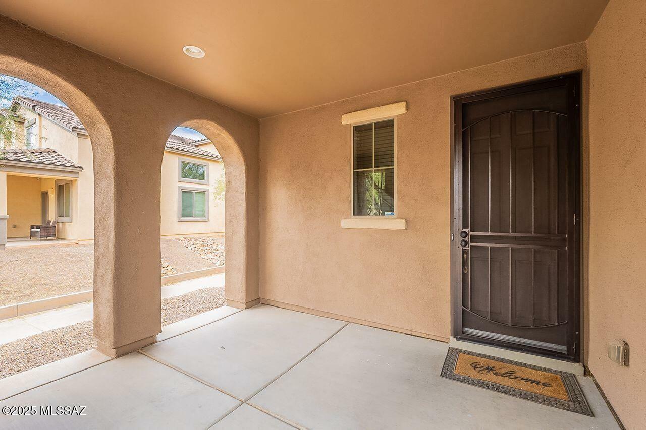 Property Photo:  370 W Calle Matraca  AZ 85629 