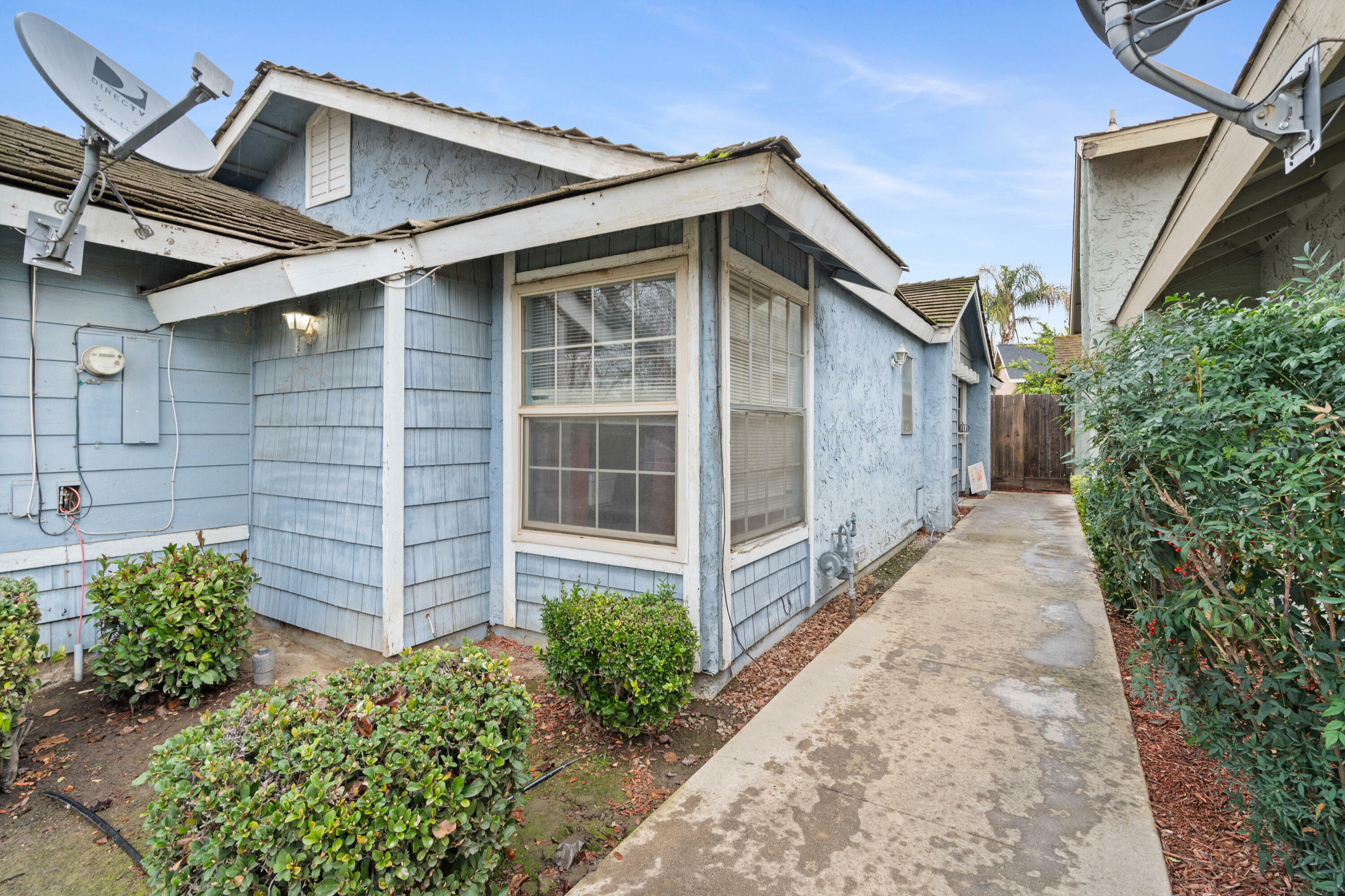 Property Photo: 2238 N Gowdy Street CA 93292