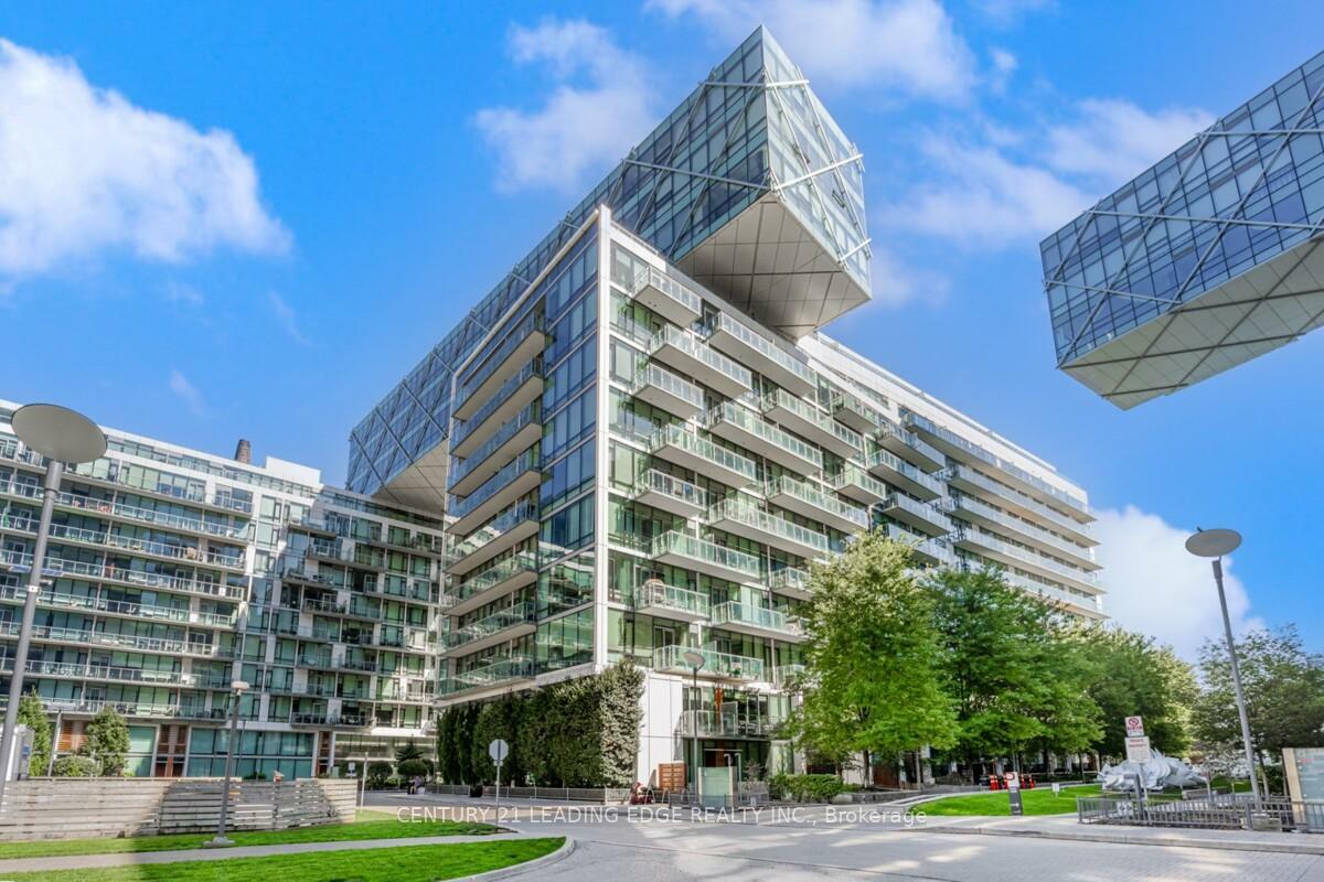 Property Photo: 39 Queens Quay E 1211 ON M5E 0A5