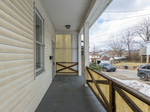 Property Photo:  1216 Center Street  PA 15145 