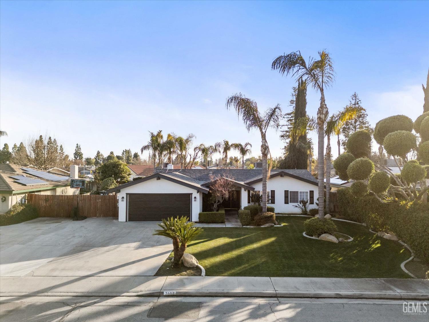 Property Photo: 7613 Wide Loop Road CA 93309