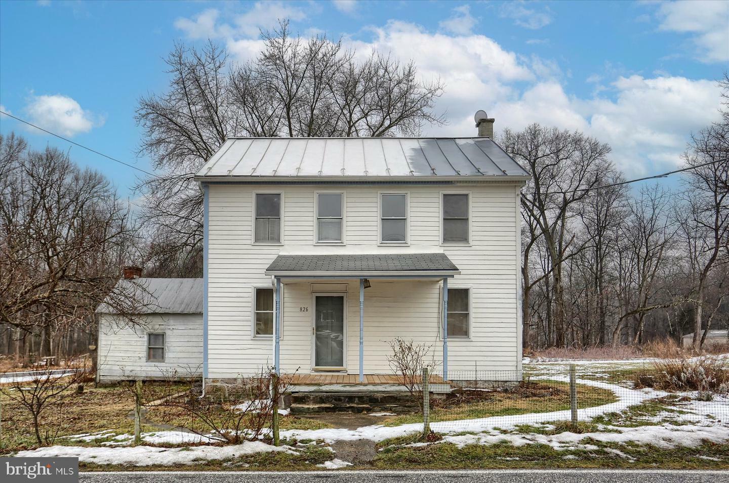 Property Photo:  826 Pinetown Road  PA 17339 