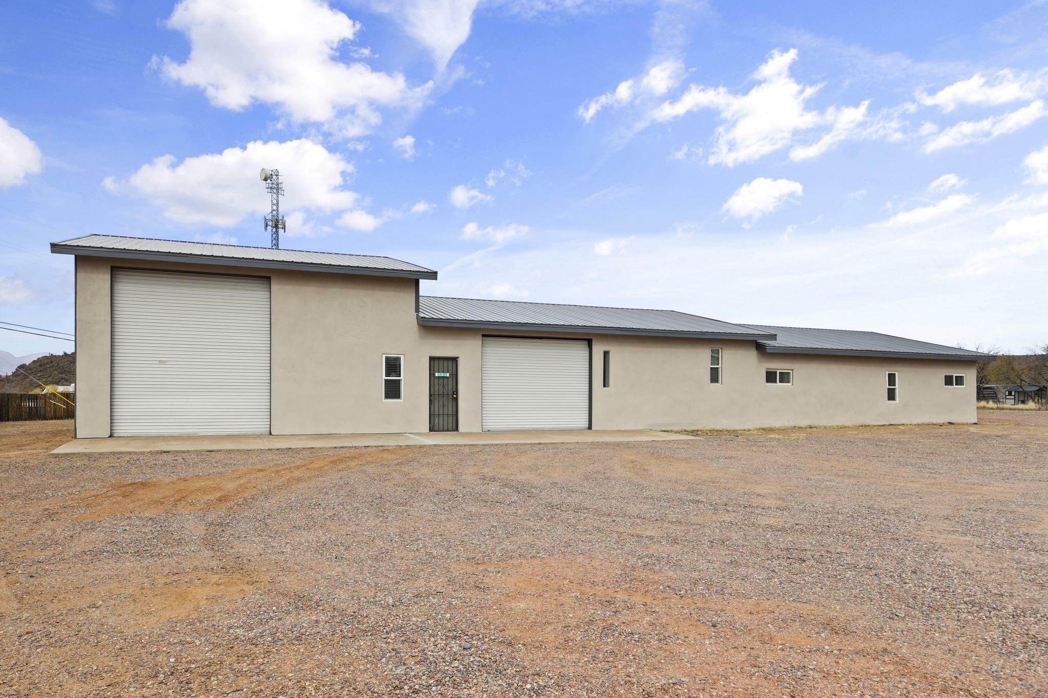 Property Photo:  725 N Gun Creek Road  AZ 85541 