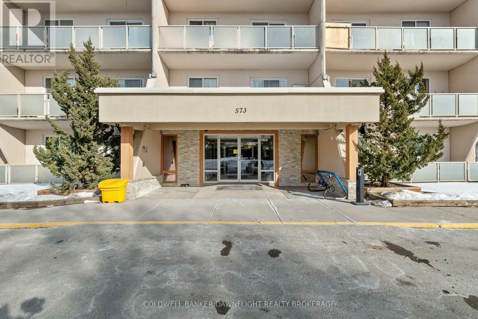 Photo de la propriété:  573 Mornington Avenue 101  ON N5Y 4T9 