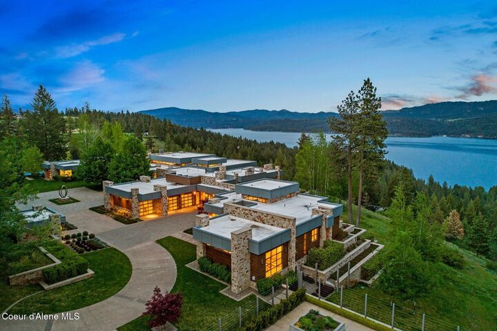 5468 W Carnelian Dr  Coeur D'Alene ID 83814 photo