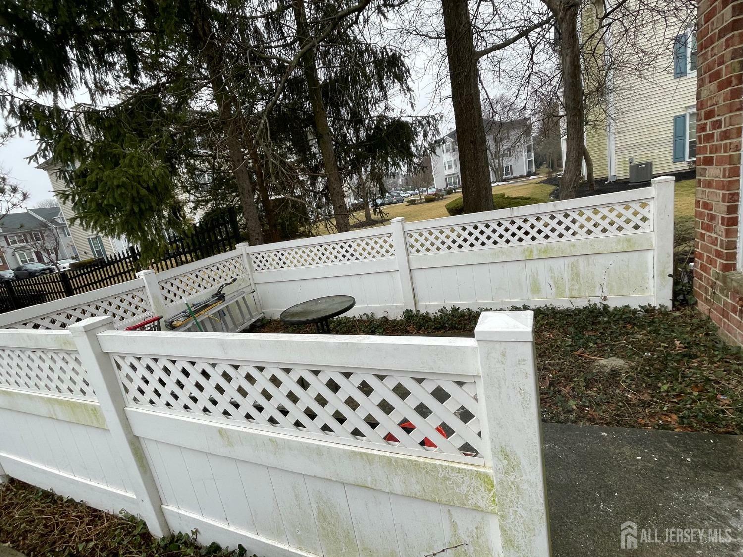 Property Photo:  387 Hadleigh Lane  NJ 08902 