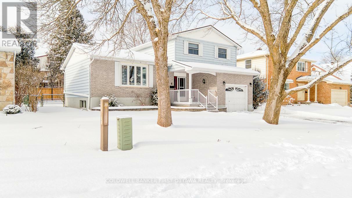 Property Photo:  4 Ridgeview Place  ON K7H 3K8 