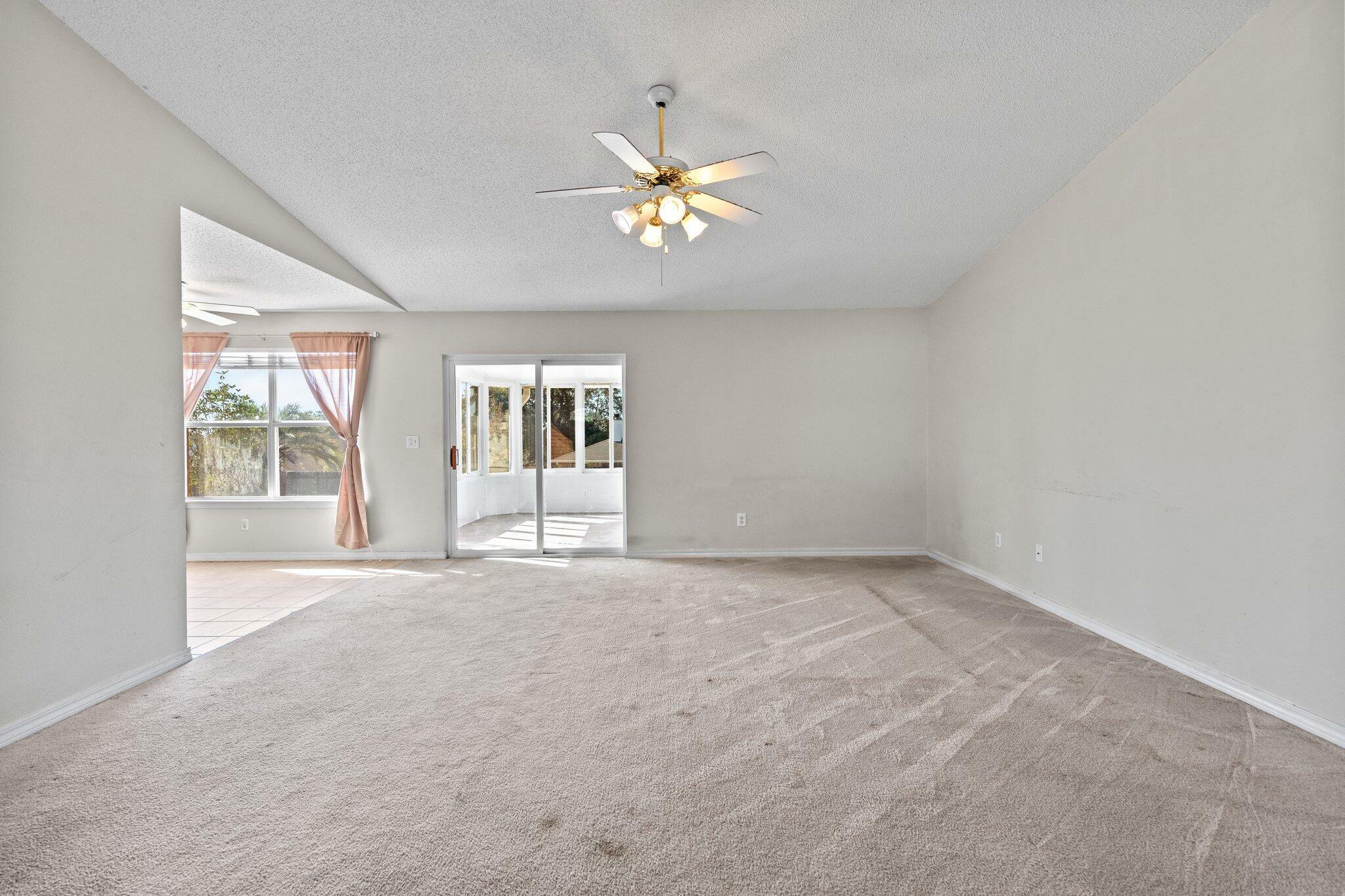 Property Photo:  103 Wild Horse Drive  FL 32536 