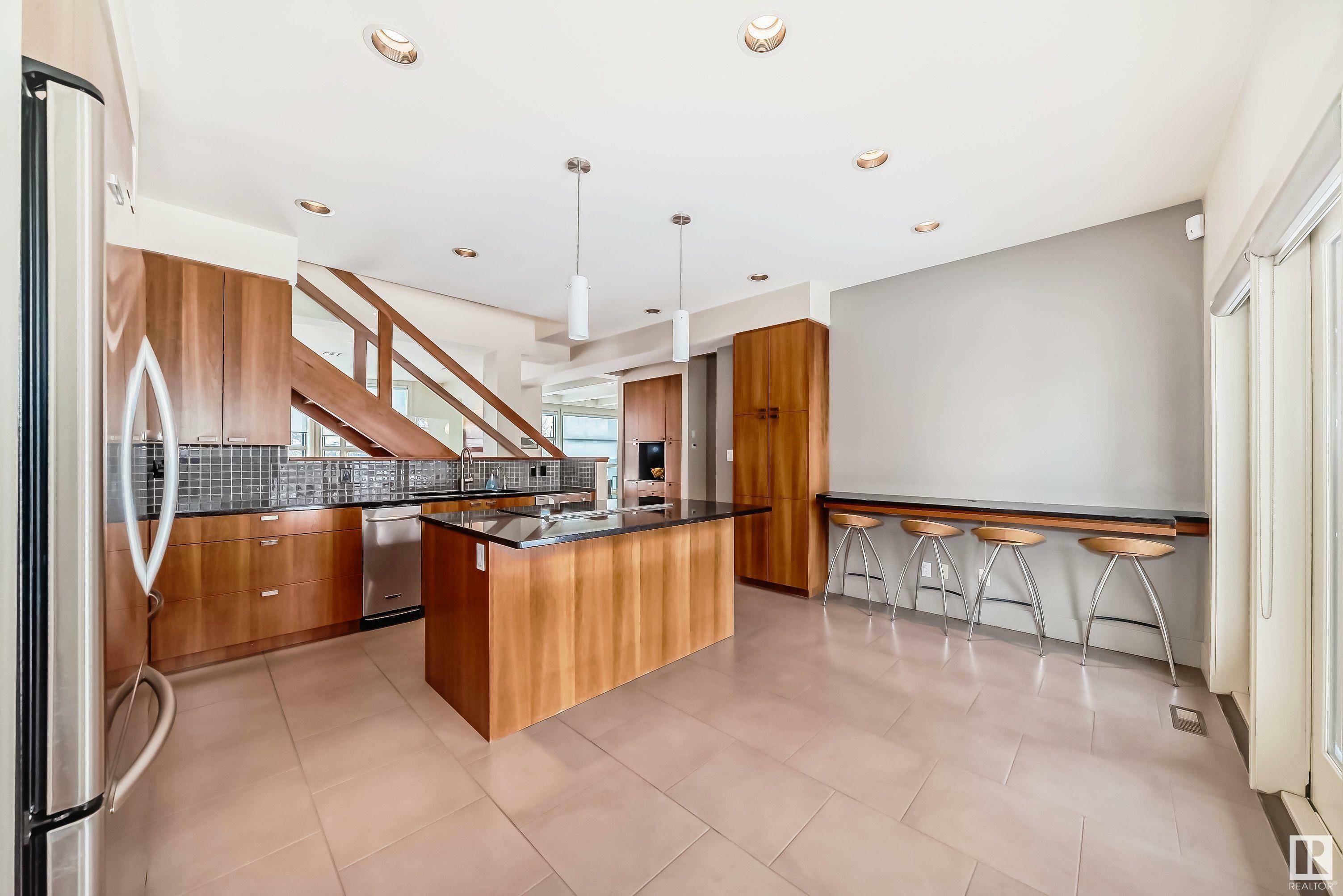 Property Photo: 9130 Valleyview Drive NW AB T5R 5T7