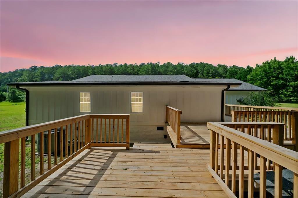 Property Photo:  2400 Flatbottom Road  GA 30107 