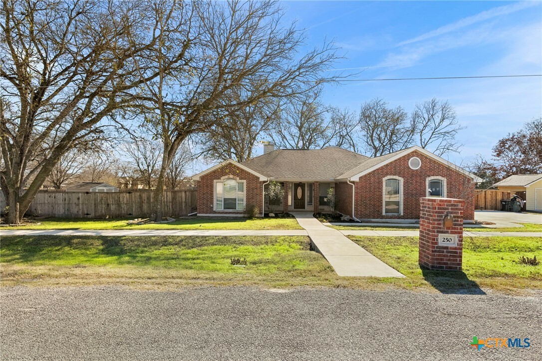 250 Hummingbird Way  Martindale TX 78655 photo