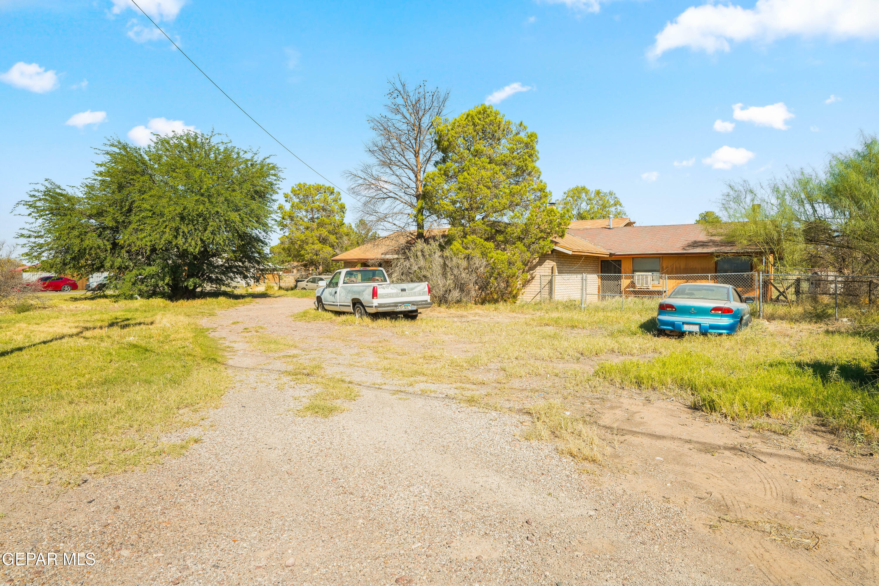 Property Photo:  775 W Borderland Road  TX 79932 