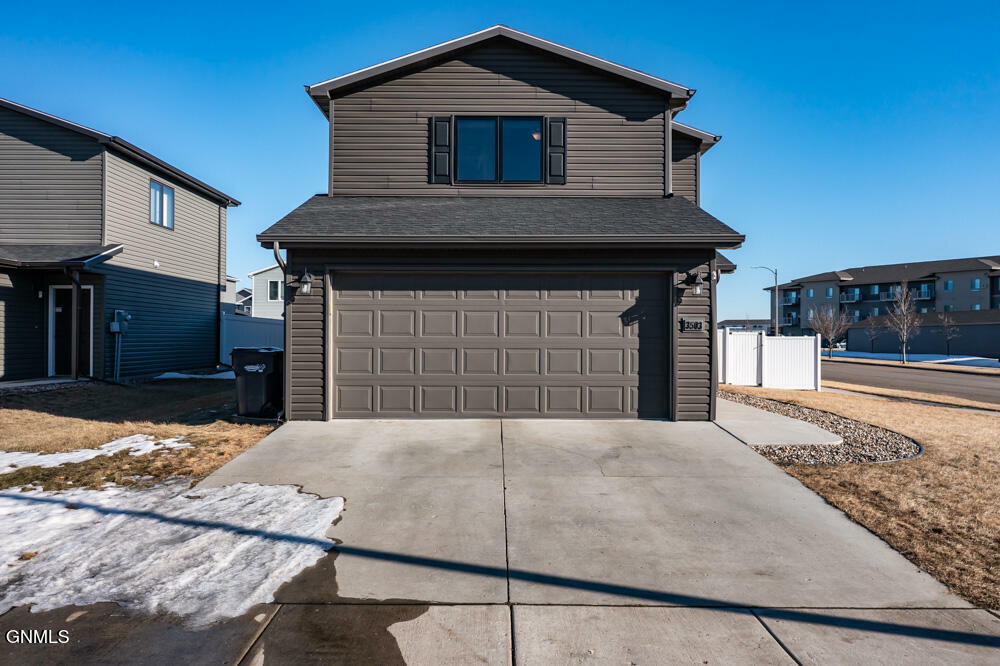 Property Photo:  3503 Amity Circle SE  ND 58554 