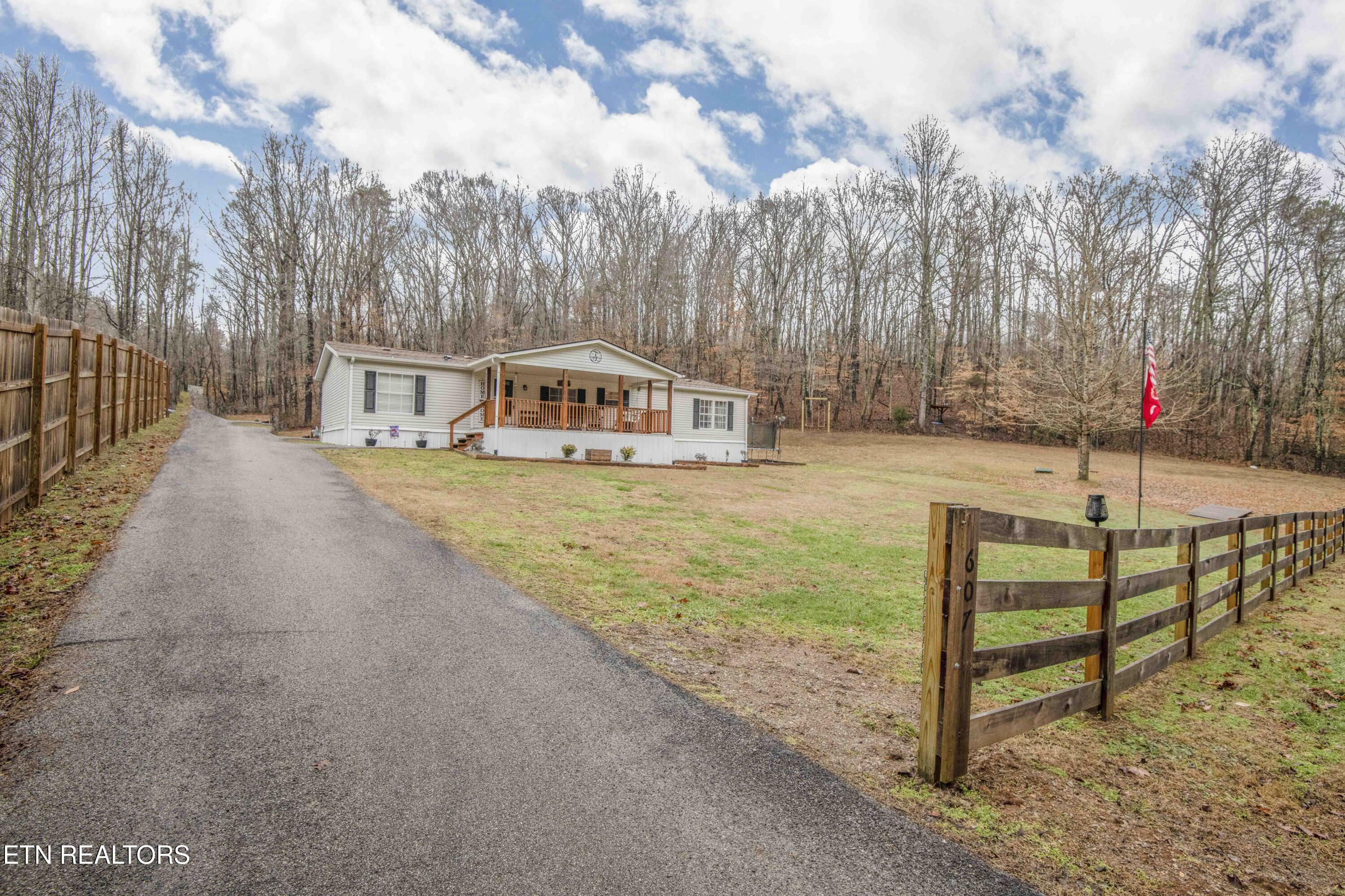 Property Photo:  607 Duncan Hollow Rd  TN 37748 