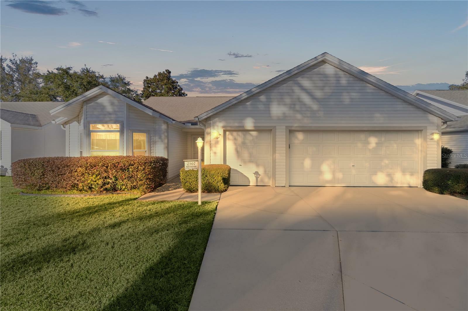 Property Photo: 2507 Caribe Drive FL 32162