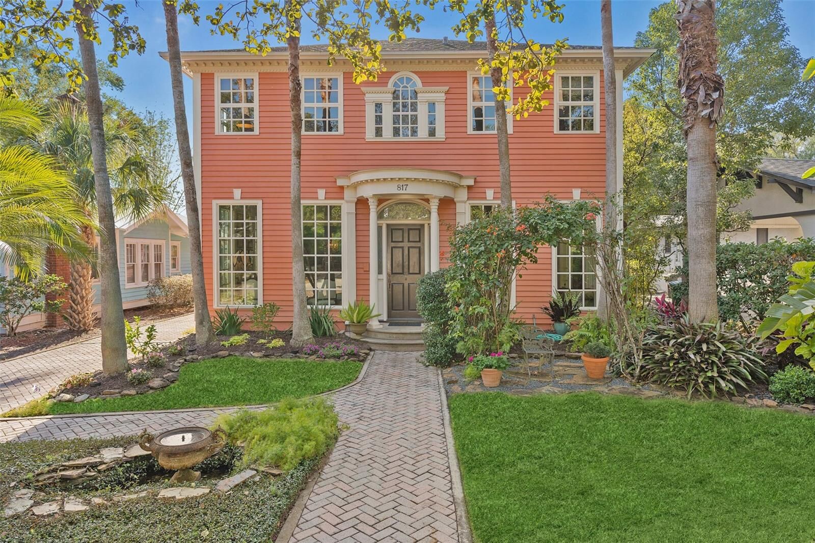Property Photo: 817 Antonette Avenue FL 32789