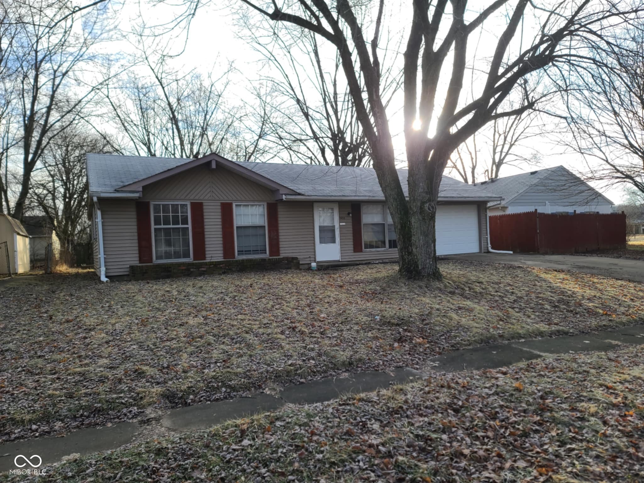 Property Photo: 1908 Edgemont Way IN 46011