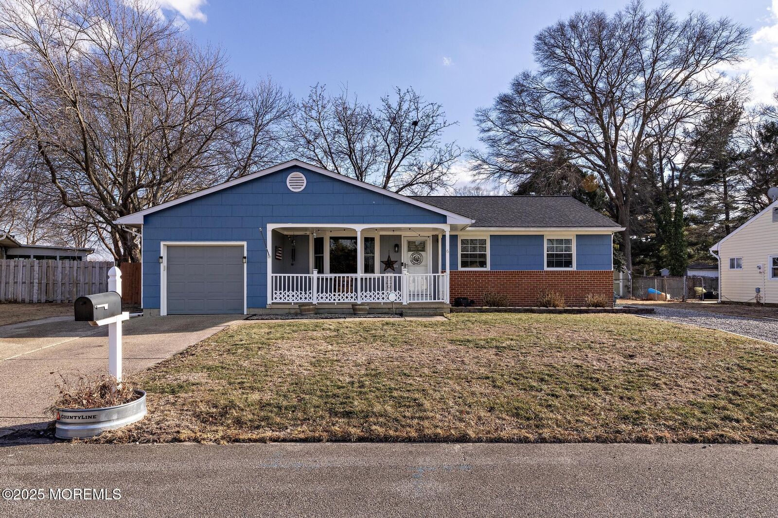 Property Photo: 6 Saratoga Lake Drive NJ 08087