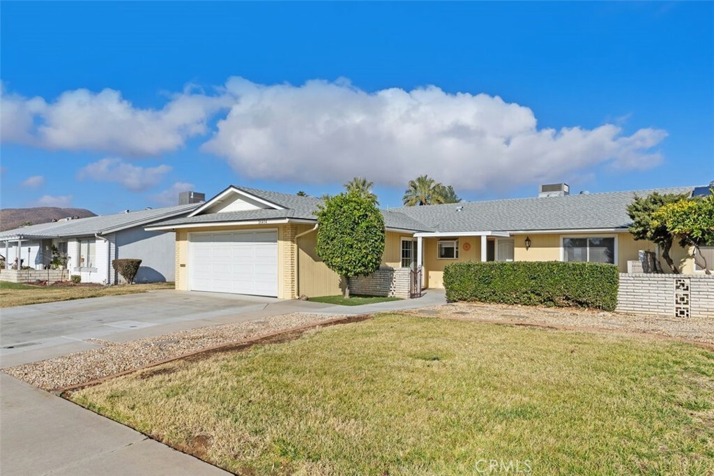 26434 McCall Boulevard  Menifee CA 92586 photo