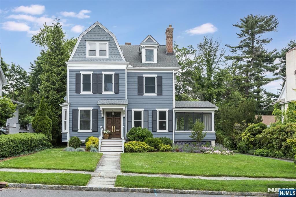 Property Photo:  53 Melrose Place  NJ 07042 