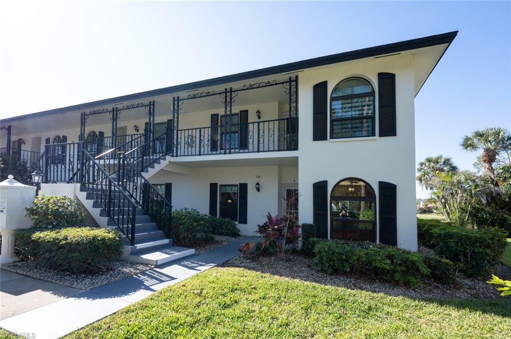 Property Photo: 809 Augusta Blvd 4 FL 34113