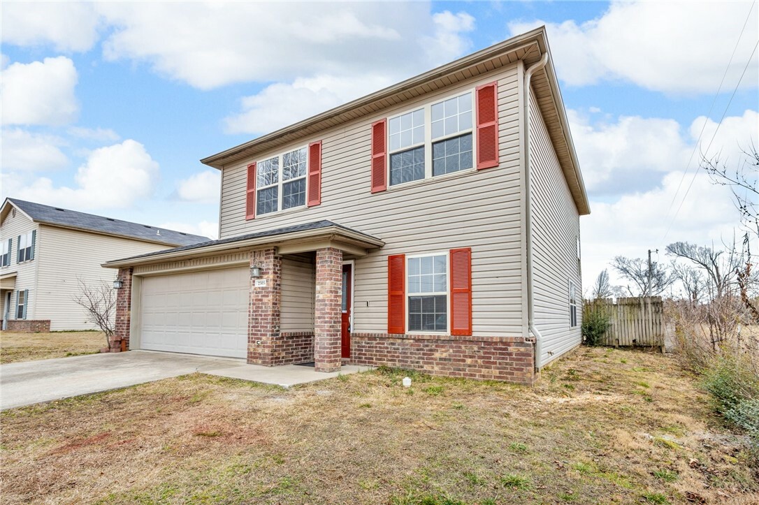 Property Photo:  2305 S 13th Street  AR 72758 