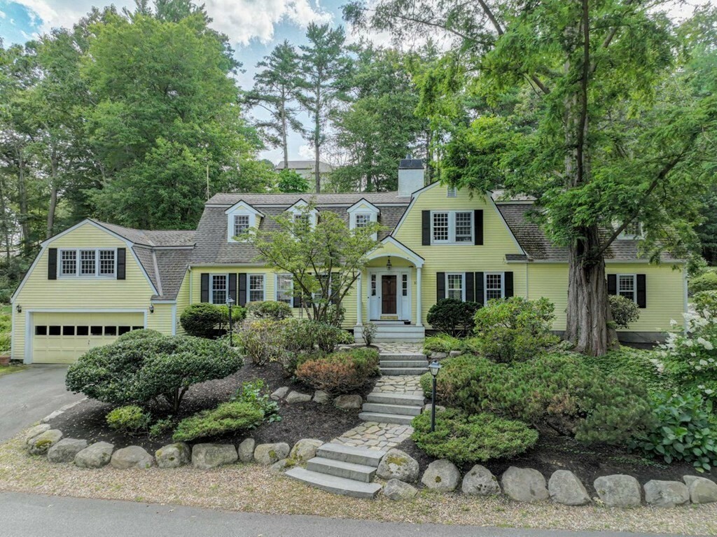 Property Photo:  10 Eaglehead Rd.  MA 01944 