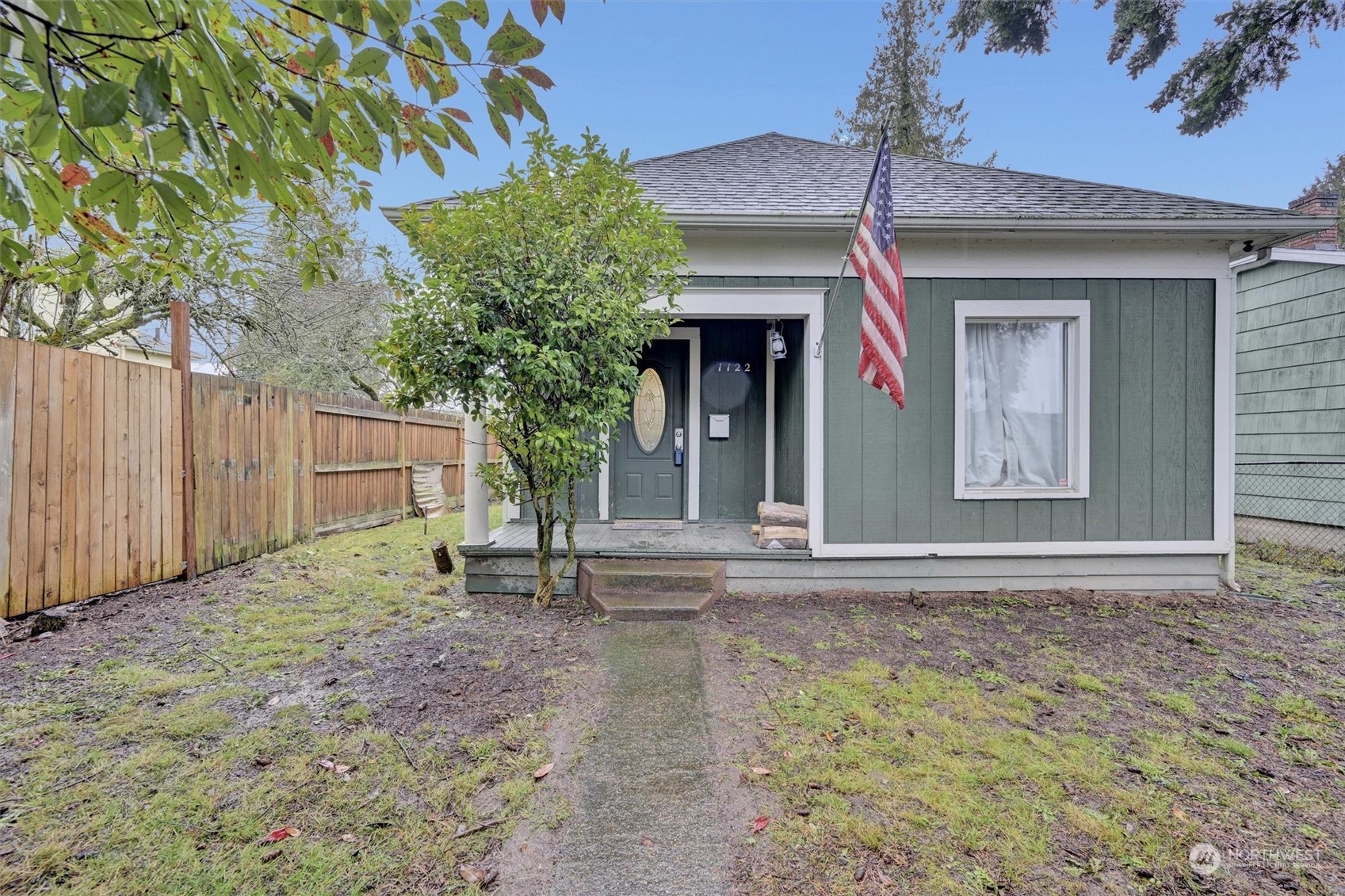 Property Photo:  1122 S Fife Street  WA 98405 