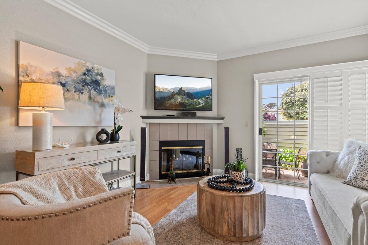 Property Photo: 160 Troon Way CA 94019