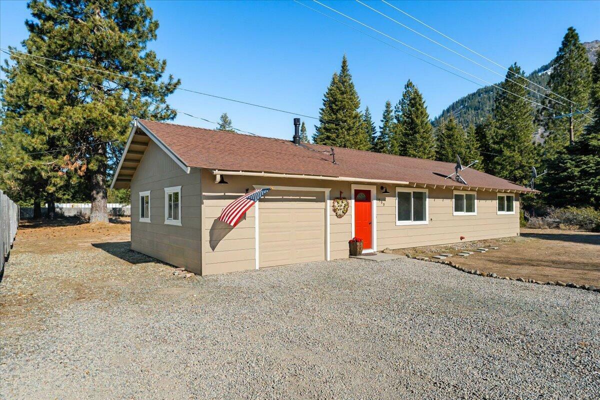 Property Photo:  509 Deetz Road  CA 96067-9146 