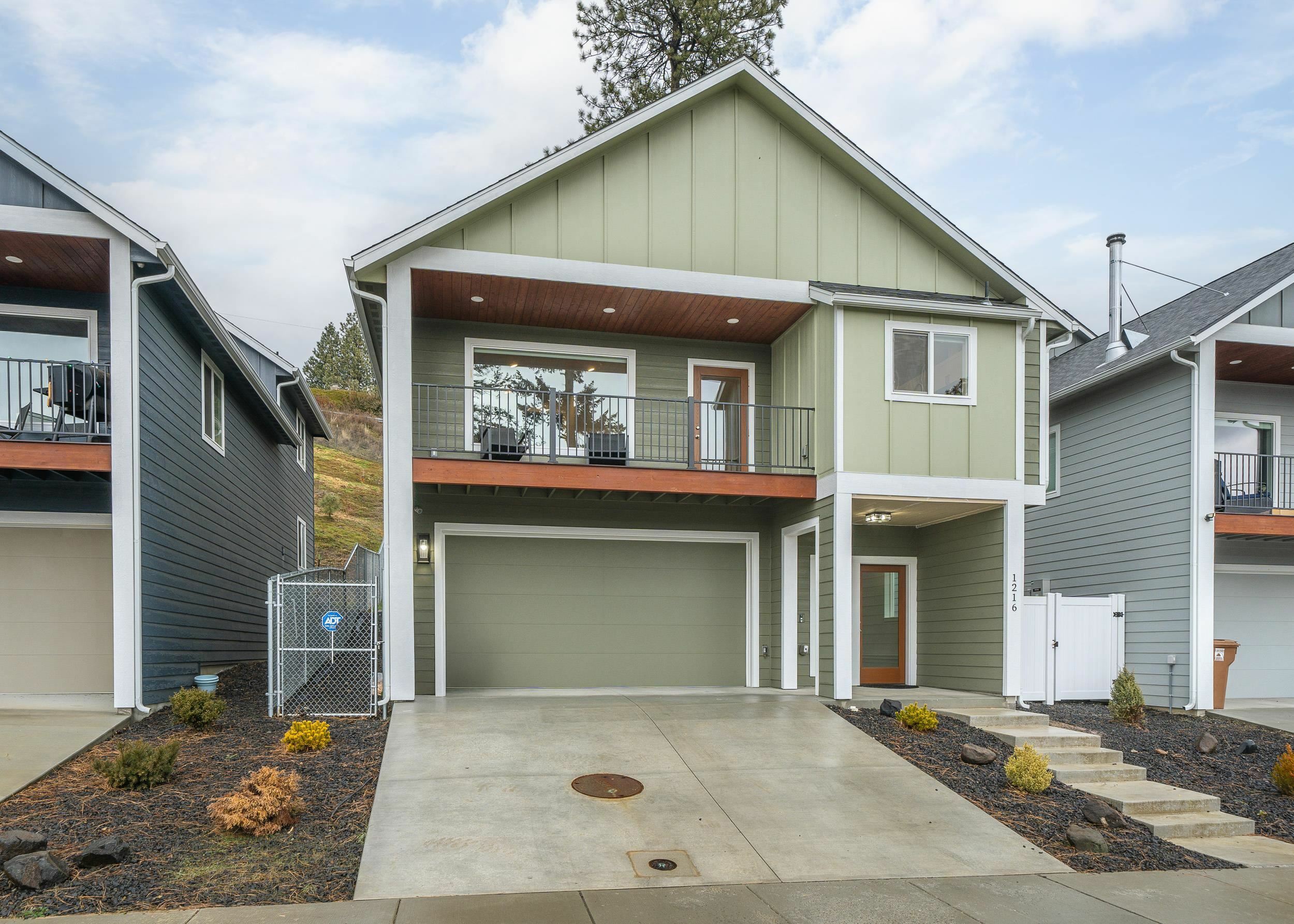 1216 W Cora Ave  Spokane WA 99205 photo