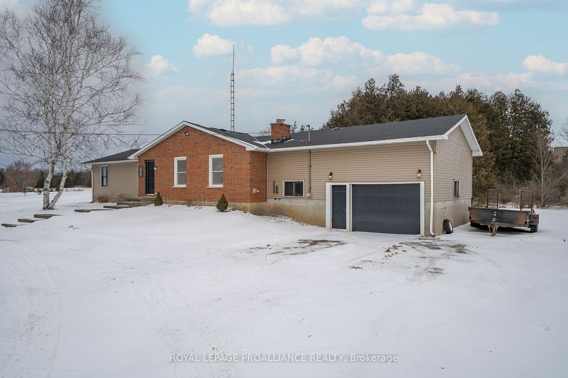 Property Photo:  43 Pine Grove Rd  ON K0K 2W0 