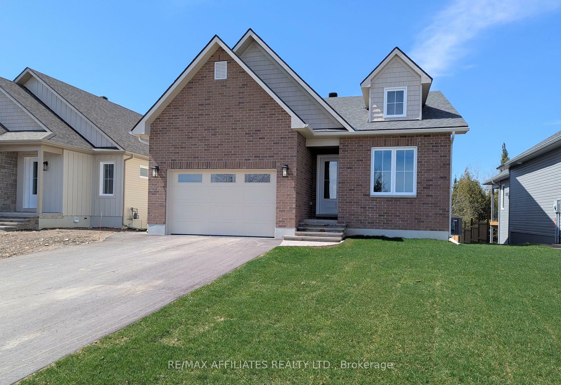 Property Photo: 105 Rabb Street ON K7A 0L6