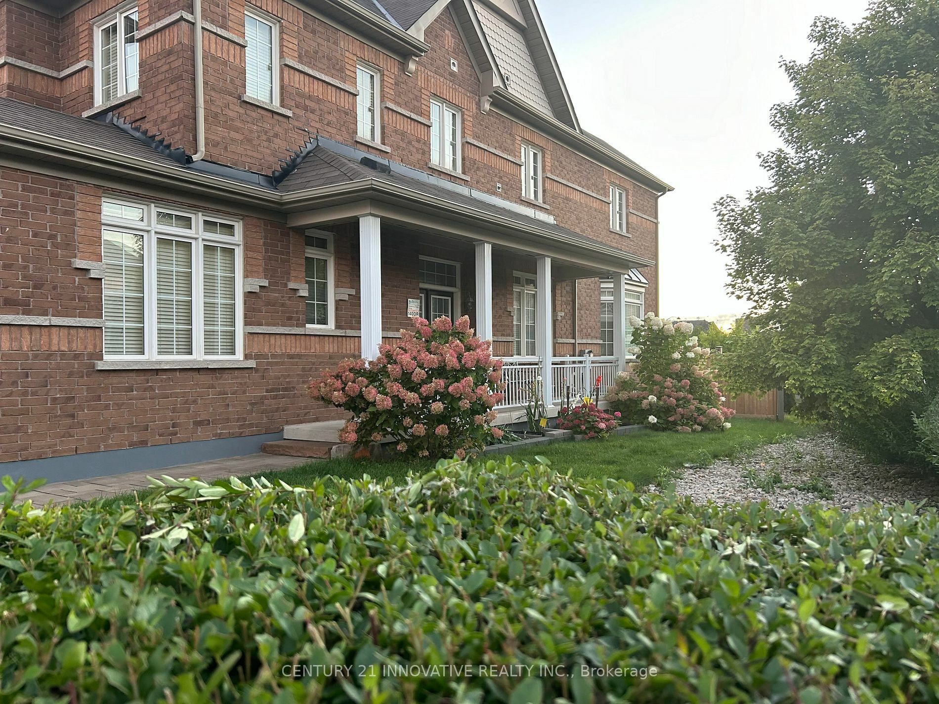 Property Photo:  39 Haskett Dr  ON L6B 0S9 