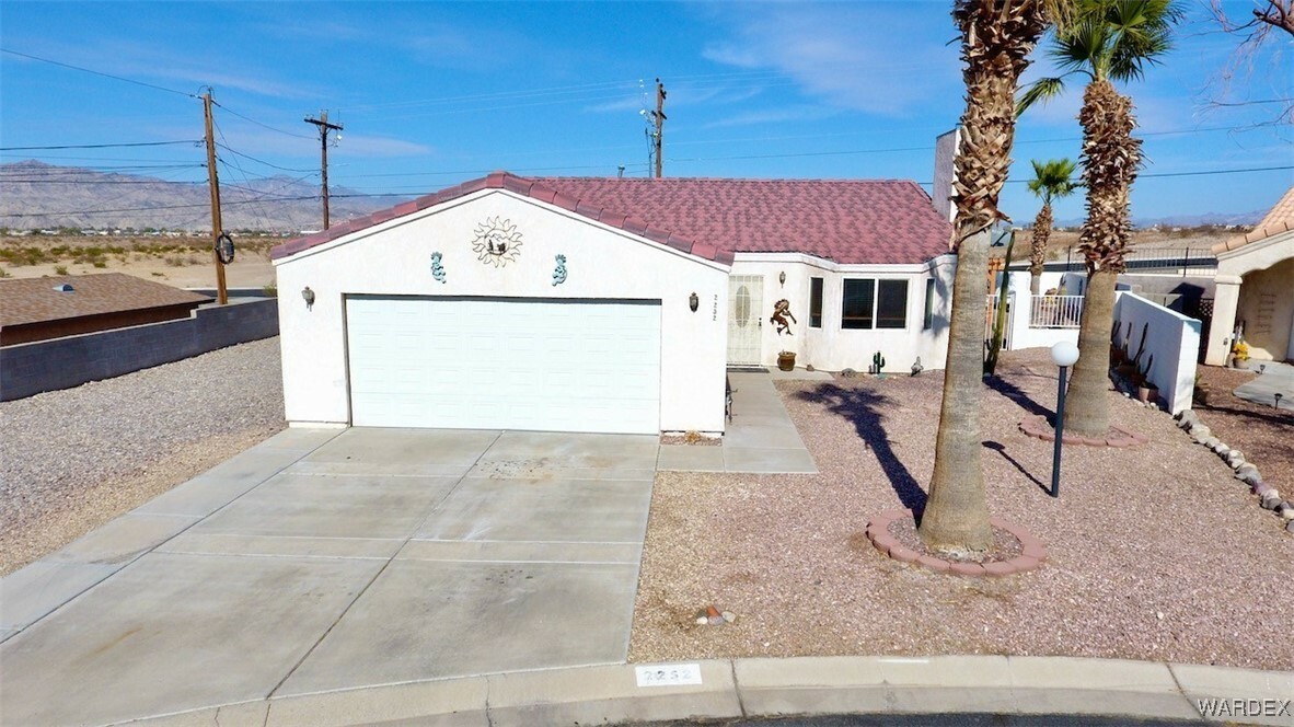 Property Photo:  2252 S Acoma Place  AZ 86442 