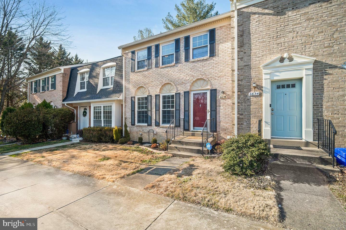 Property Photo:  6636 Green Ash Drive  VA 22152 