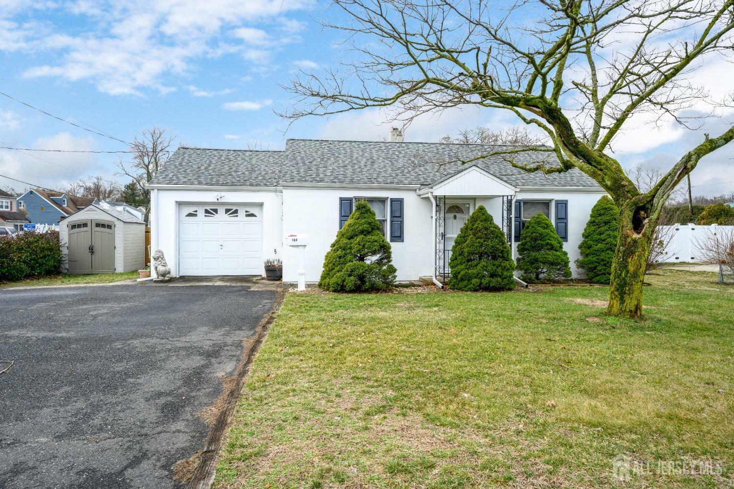 Property Photo:  183 Snowhill Street  NJ 08884 