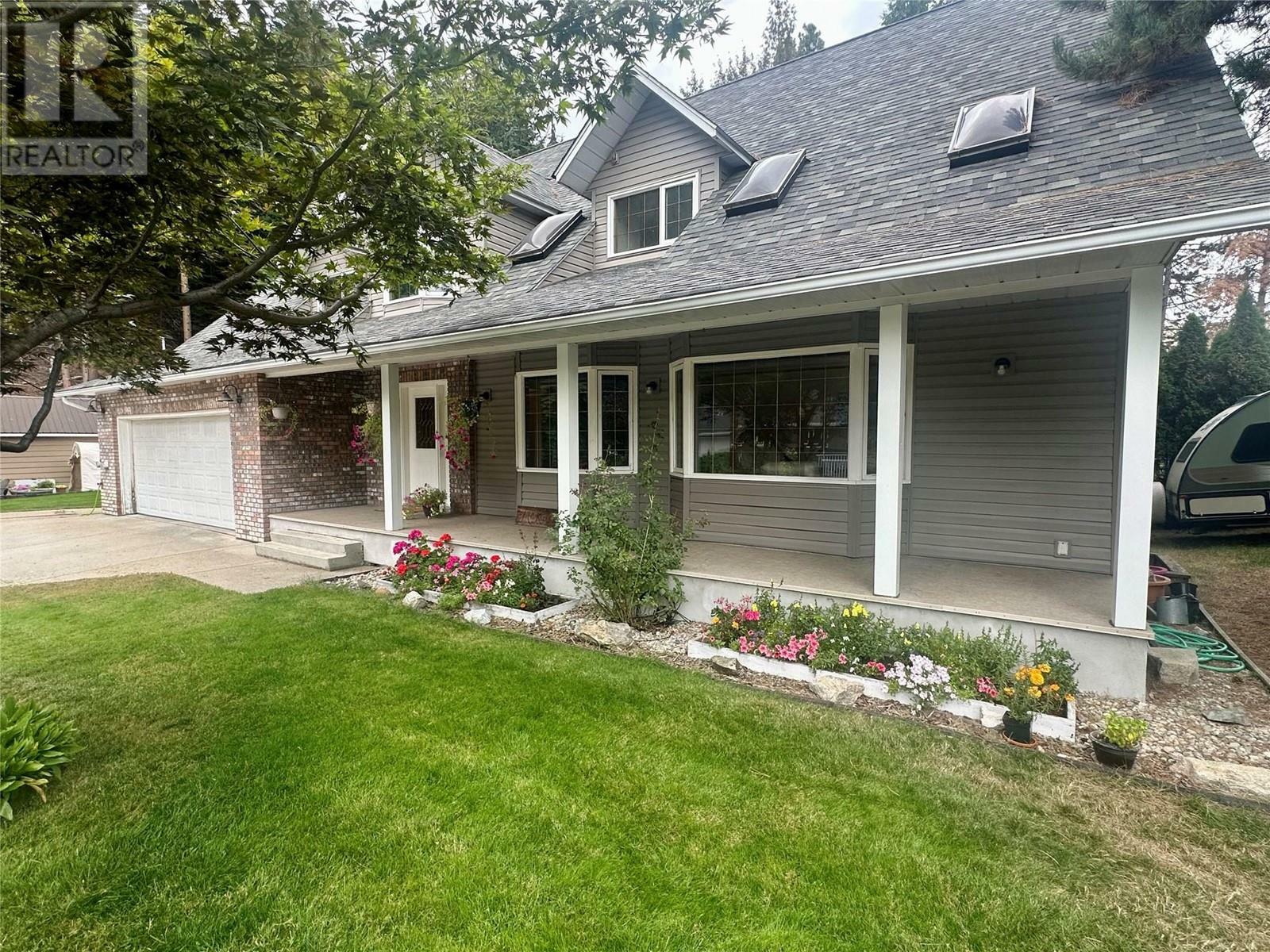 Property Photo:  801 21st Street  BC V1N 2N4 