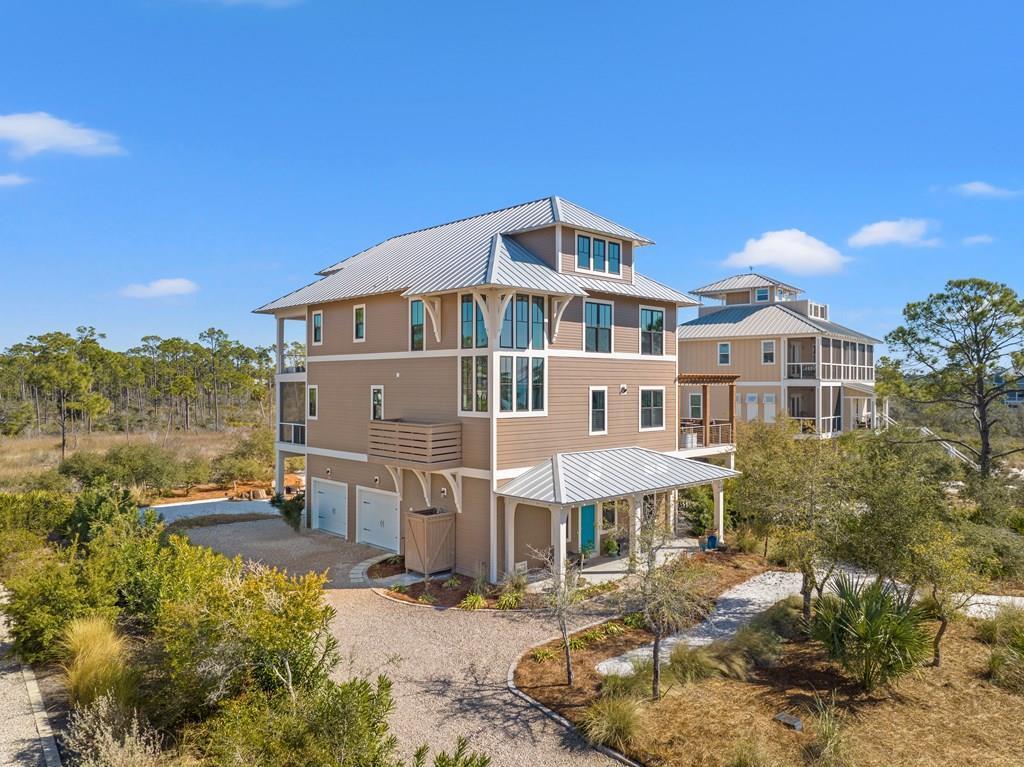 Property Photo: 510 Windmark Way FL 32456