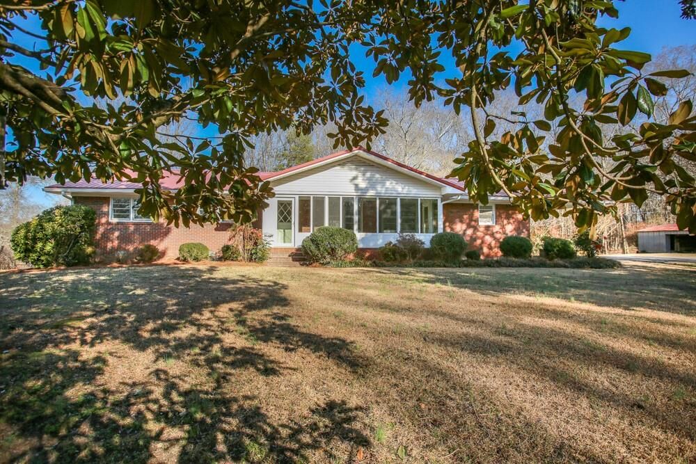 Property Photo: 54 Agan Road GA 30110