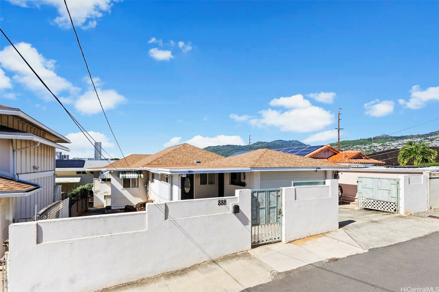 Property Photo: 888 4th Avenue HI 96816