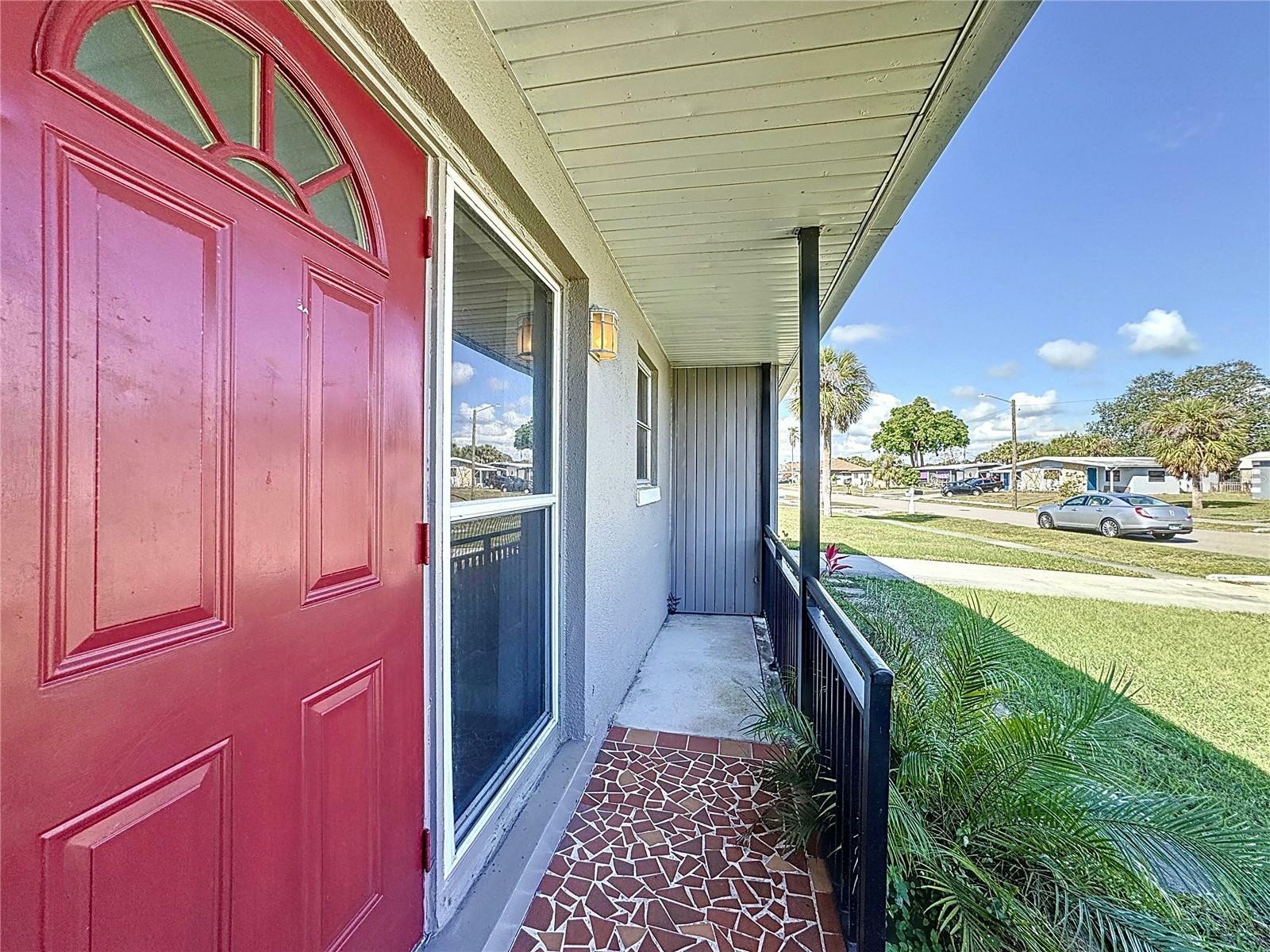 Property Photo: 7903 Hyde Park Avenue FL 34287