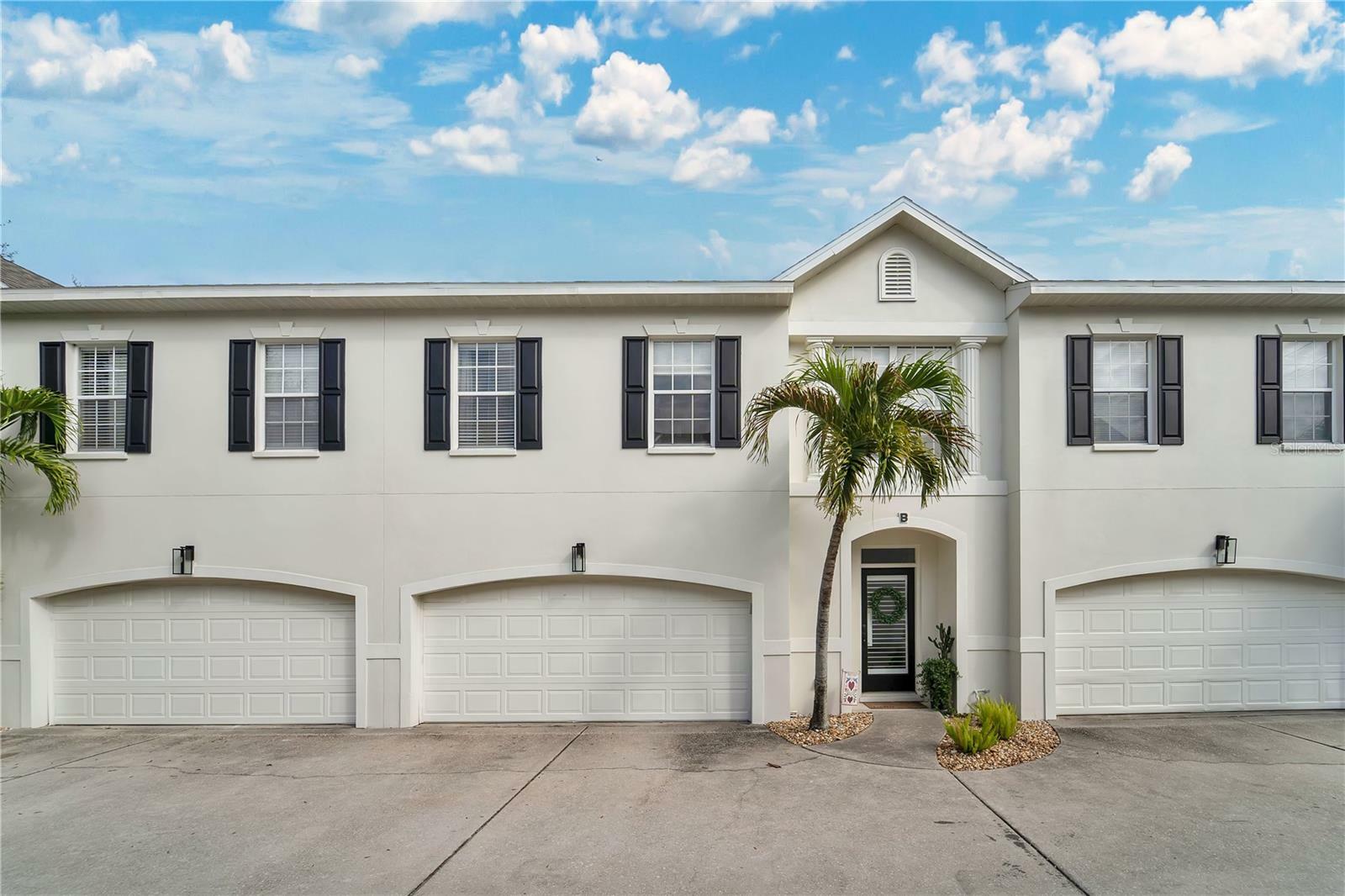 Property Photo:  2607 W Cleveland Street B  FL 33609 