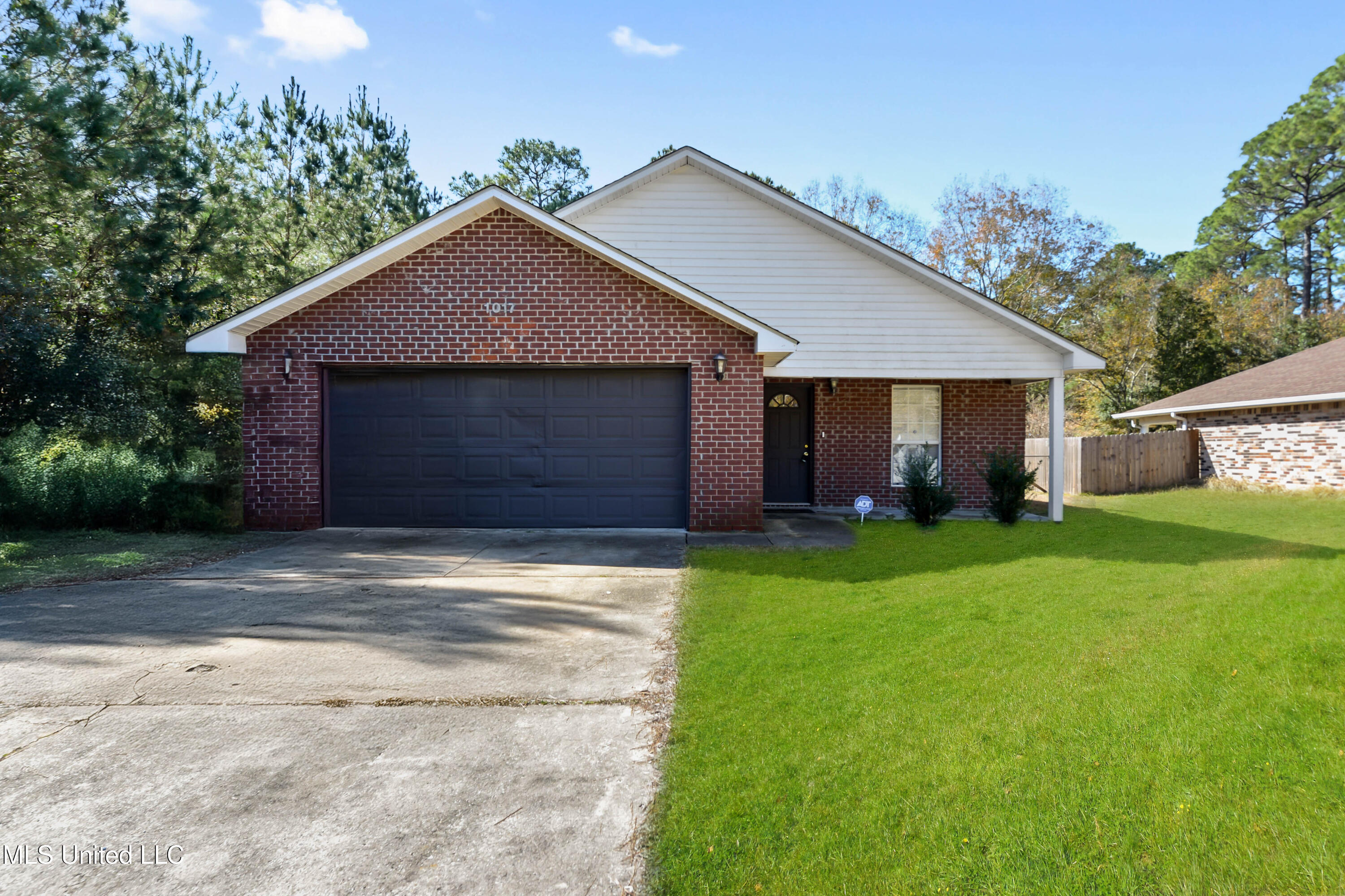Property Photo: 1017 Sycamore Street MS 39564