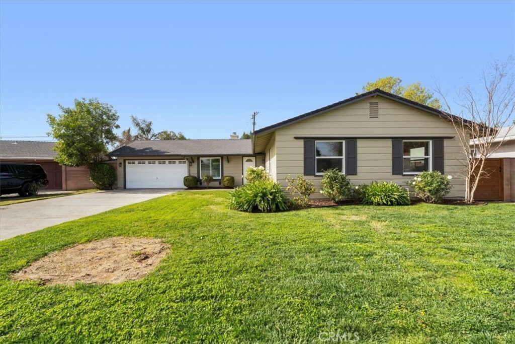 Property Photo:  7349 Sale Avenue  CA 91307 