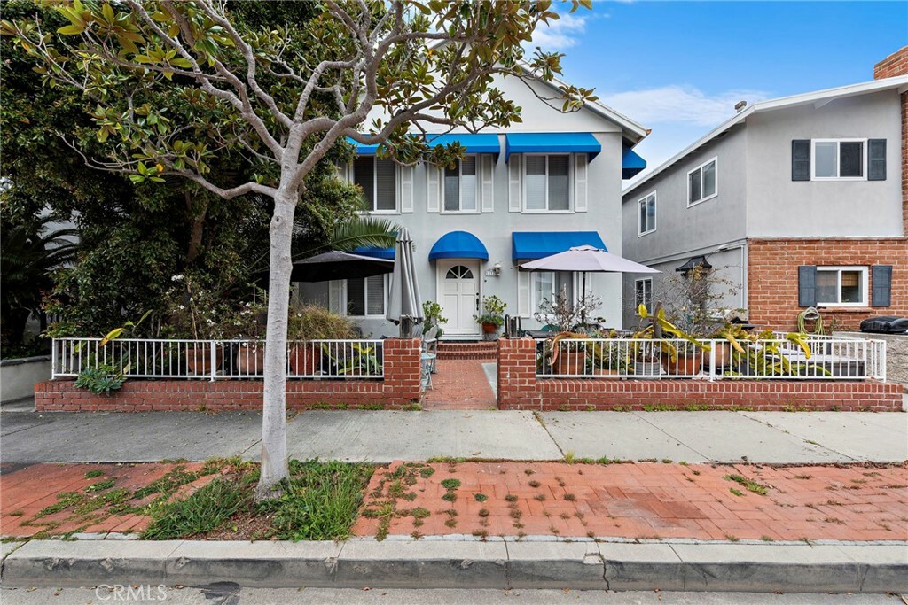 Property Photo:  1532 Miramar Drive  CA 92661 