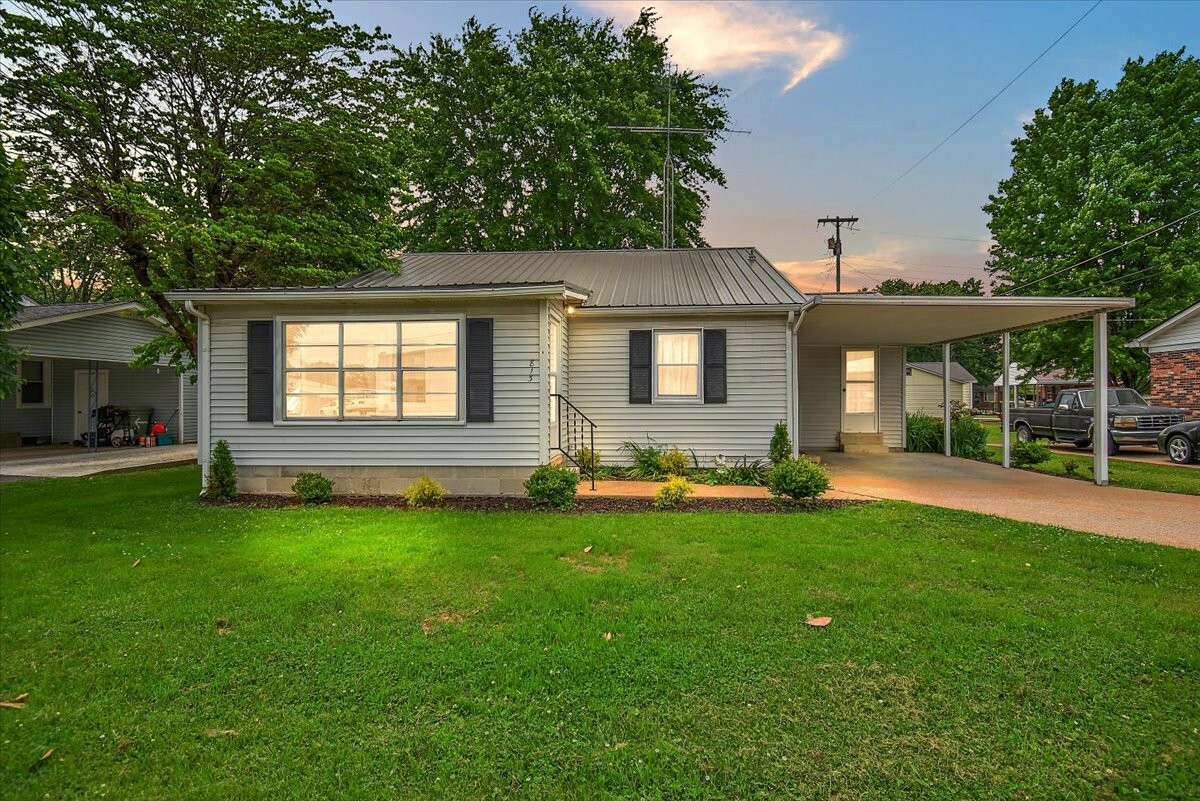 Property Photo: 813 N Military Ave TN 38464