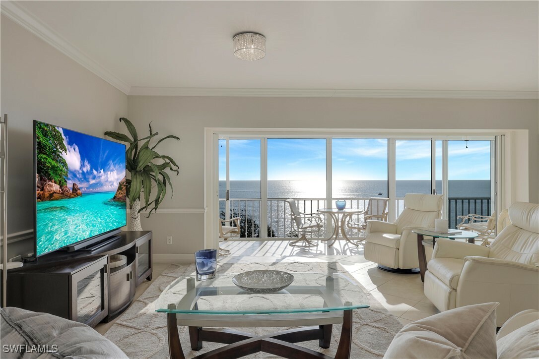 Property Photo:  3401 Gulf Shore Boulevard N 605  FL 34103 