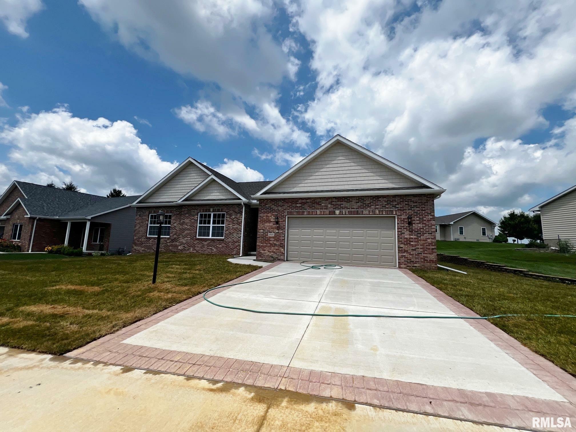 Property Photo: 6935 N Brookstone Drive IL 61615